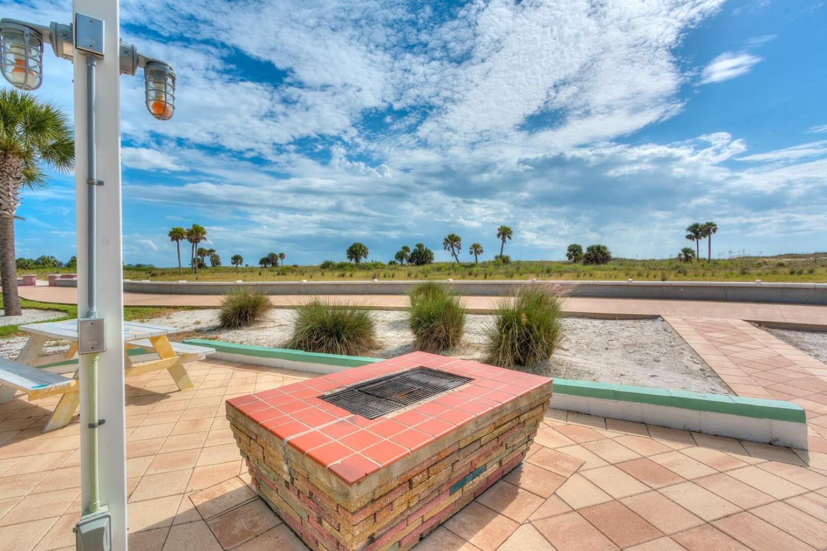 מלון סיינט פיט ביץ' Tropic Terrace מראה חיצוני תמונה
